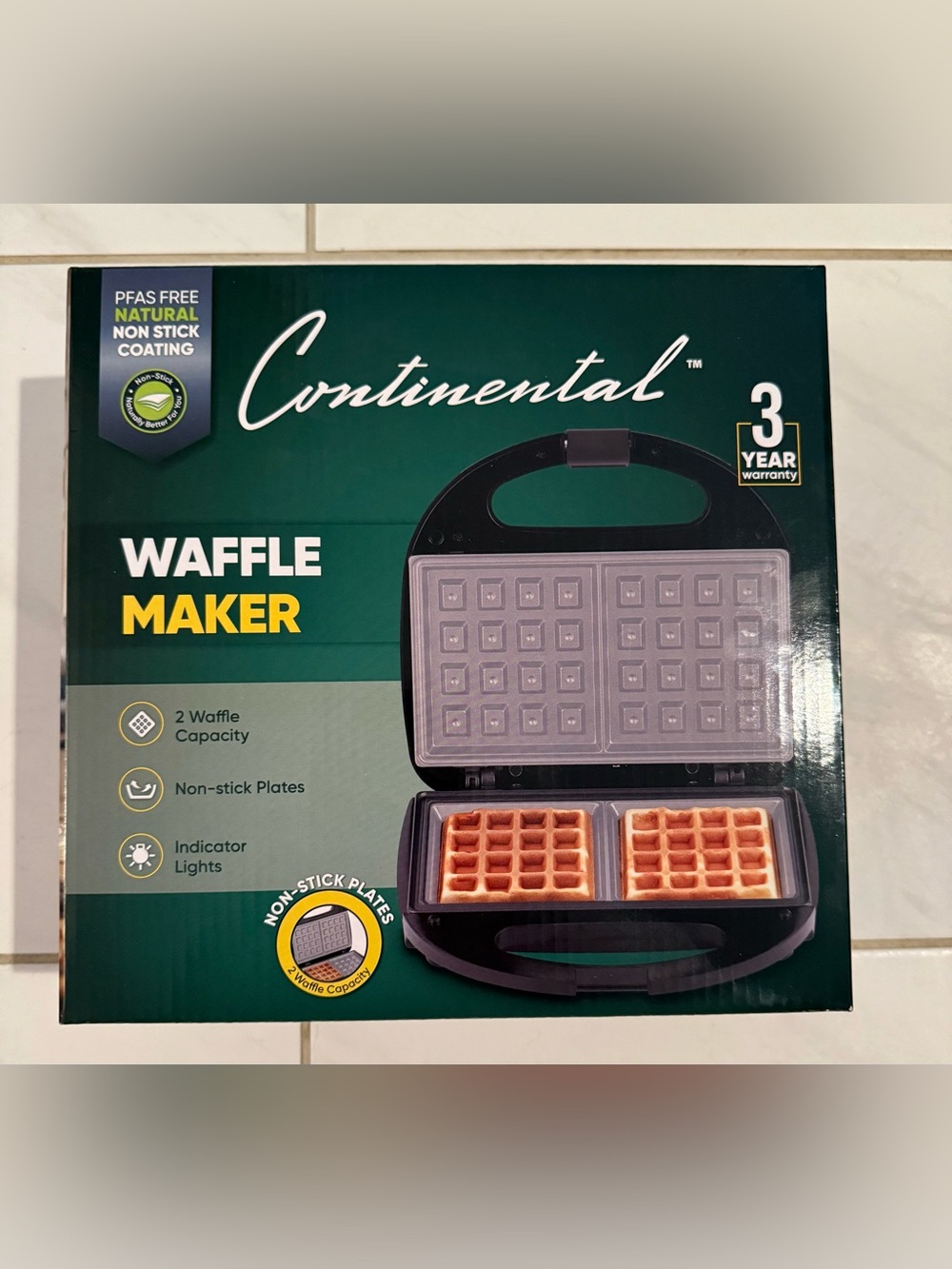 Continental Waffle Maker -2 waffle capacity Green Box with Black Unit NWOT